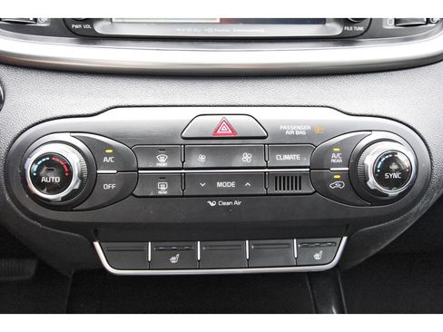 Used 2016 Kia Sorento SX FWD image 30