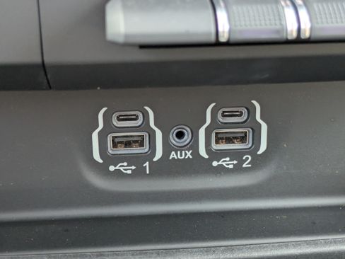 Used 2021 RAM 1500 Laramie RWD image 20