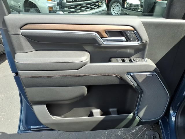 New 2026 Chevrolet Silverado 2500 High Country w/ High Country Premium Package AWD/4WD image 13