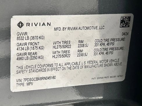 Used 2024 Rivian R1S Adventure AWD/4WD image 16