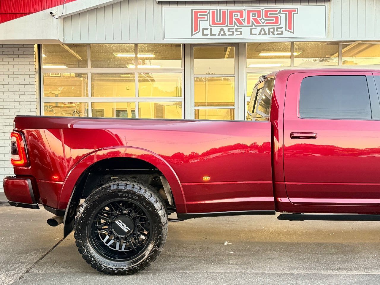Used 2020 RAM 3500 Laramie AWD/4WD image 11