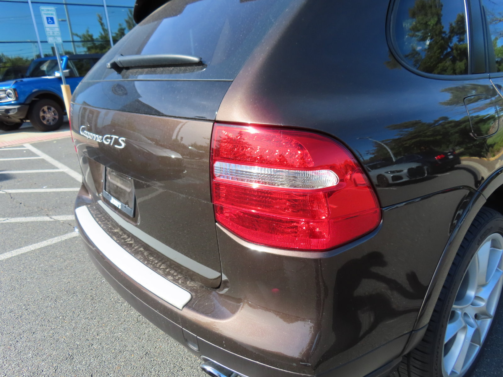 Used 2009 Porsche Cayenne GTS AWD/4WD image 11