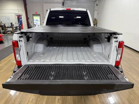 Used 2019 Ford F250 XLT AWD/4WD image 7