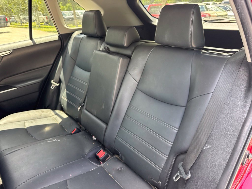 Used 2023 Toyota RAV4 XLE Premium FWD image 11