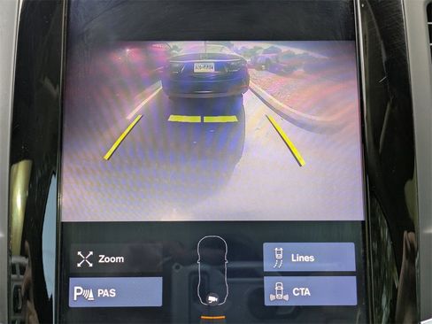 Used 2018 Volvo XC90 T6 Momentum image 28