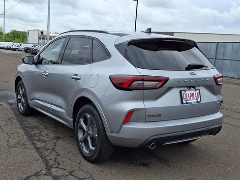 Used 2023 Ford Escape ST-Line Select w/ Tech Pack #1 AWD/4WD image 4