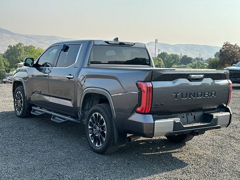 Used 2024 Toyota Tundra Limited AWD/4WD image 9