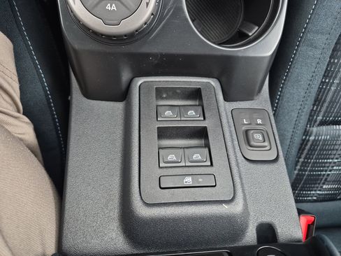 New 2025 Ford Bronco Heritage Edition image 29