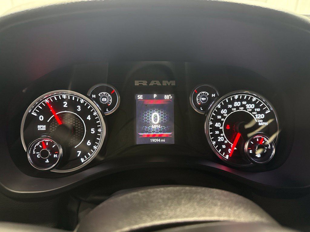 Used 2025 RAM 1500 Tradesman w/ Night Edition AWD/4WD image 27