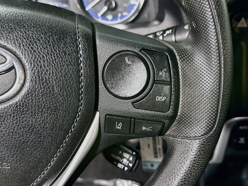 Used 2019 Toyota Corolla LE FWD image 15