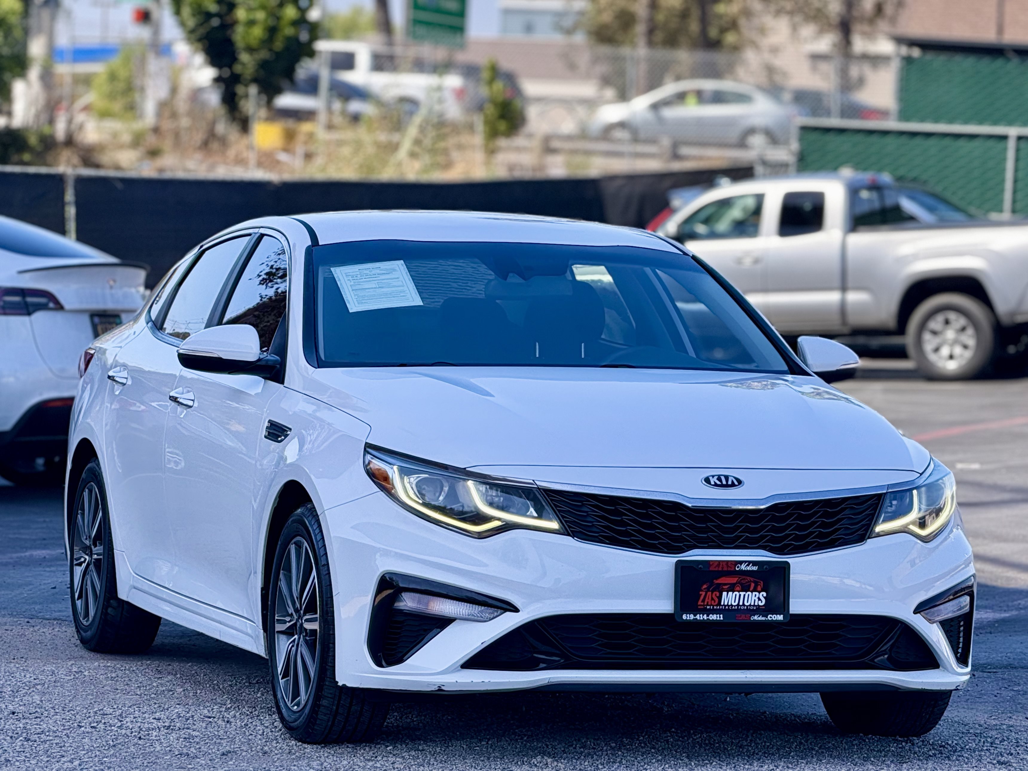 Used 2019 Kia Optima LX w/ LX 17" Wheel Package FWD image 3
