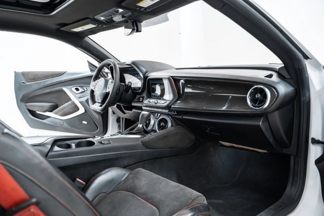 Used 2018 Chevrolet Camaro ZL1 RWD image 23