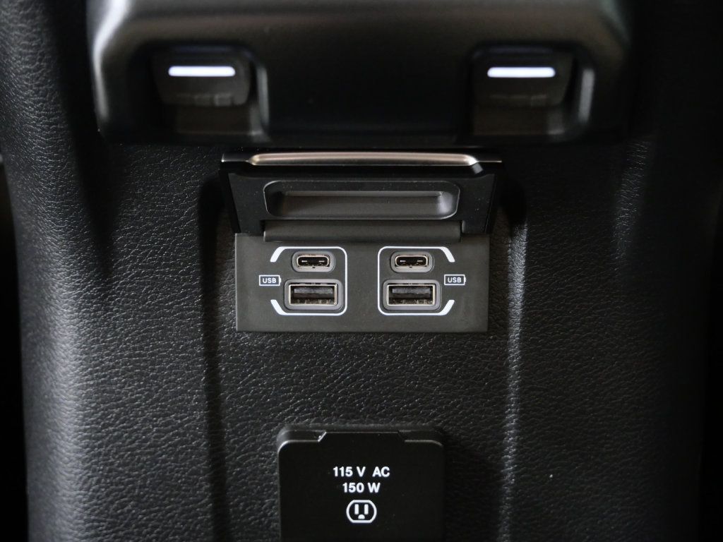 Used 2022 Jeep Wrangler Unlimited Sahara w/ Cold Weather Group AWD/4WD image 24