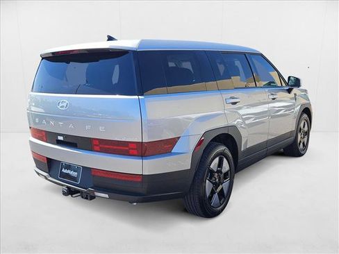 New 2026 Hyundai Santa Fe SE image 2