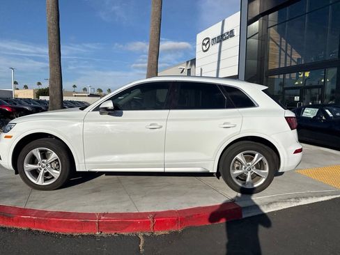 Used 2020 Audi Q5 2.0T Premium w/ Convenience Package AWD/4WD image 7