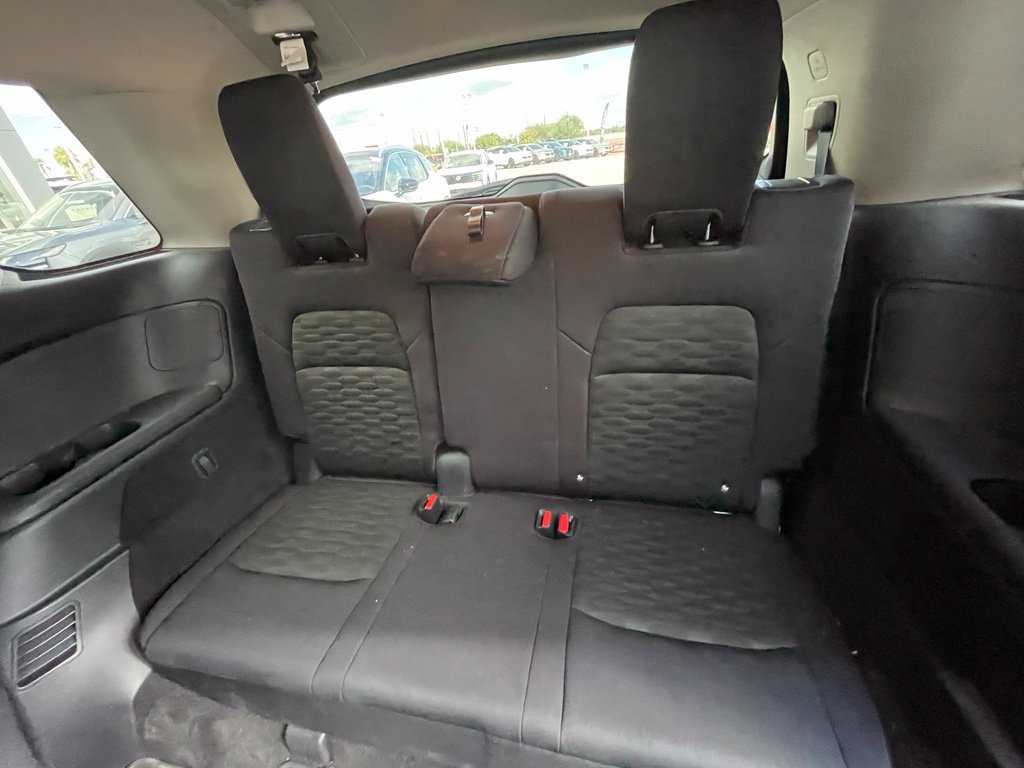 Certified 2025 Nissan Pathfinder SV FWD image 17