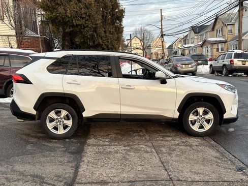 Certified 2021 Toyota RAV4 XLE image 6