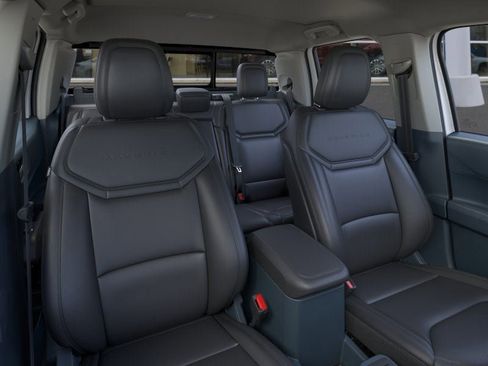 New 2025 Ford Maverick Lariat w/ Black Appearance Package image 10