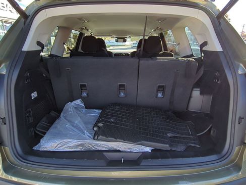 Used 2023 Subaru Ascent Premium w/ Convenience Package image 20