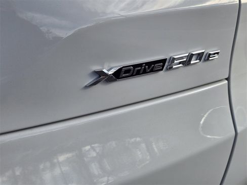 New 2026 BMW X5 xDrive50e w/ Premium Package image 13