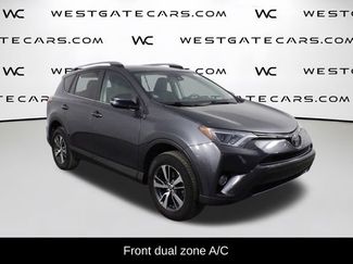 Used 2018 Toyota RAV4 XLE video 2