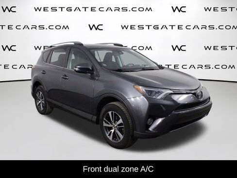 Used 2018 Toyota RAV4 XLE image 2
