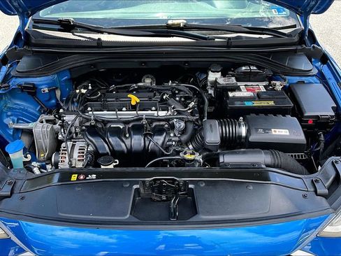 Used 2017 Hyundai Elantra Value Edition w/ Cargo Package FWD image 30