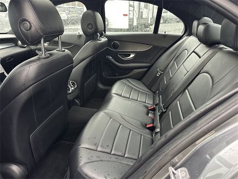 Used 2018 Mercedes-Benz C 300 4MATIC Sedan image 9