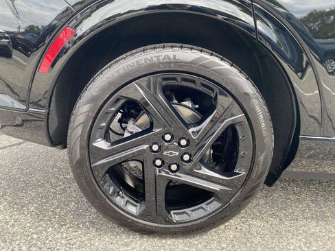 Used 2024 Chevrolet Equinox EV RS image 10