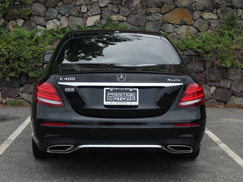 Used 2018 Mercedes-Benz E 400 4MATIC Sedan image 8