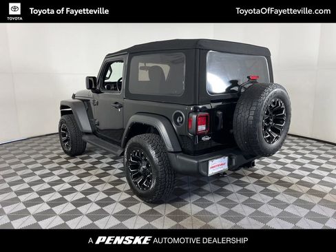 Used 2022 Jeep Wrangler Sport S image 9