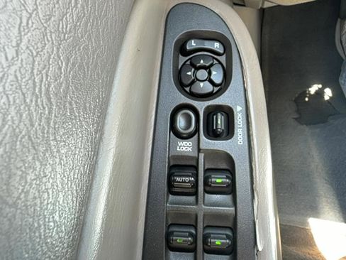 Used 2005 Dodge Ram 3500 Truck SLT w/ Quad Cab Big Horn Value Group AWD/4WD image 17