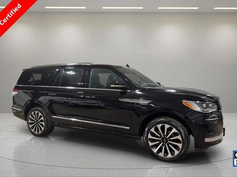 Certified 2023 Lincoln Navigator L Reserve image 1