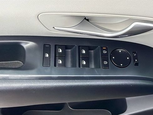 Certified 2025 Hyundai Tucson SEL FWD image 17