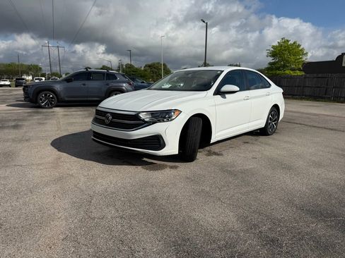 Used 2024 Volkswagen Jetta S image 6