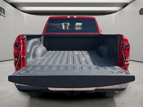 Used 2026 RAM 2500 Big Horn AWD/4WD image 9