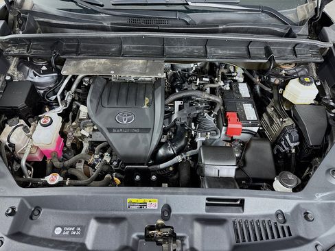 Used 2023 Toyota Highlander XLE AWD/4WD image 31