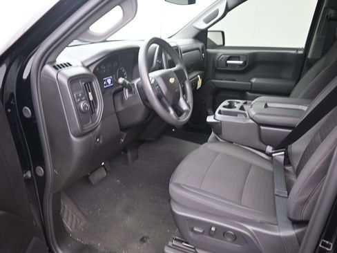 Used 2026 Chevrolet Silverado 1500 Custom RWD image 10