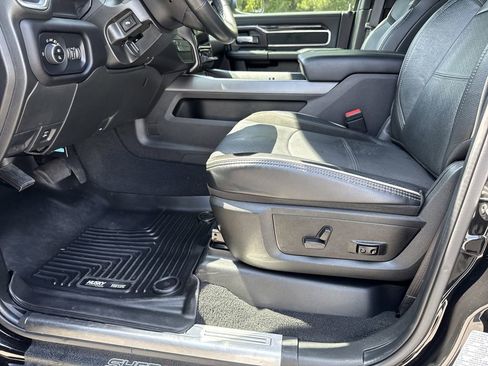 Used 2022 RAM 3500 Laramie AWD/4WD image 9