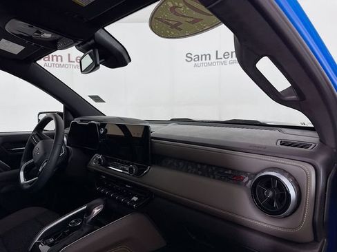 Used 2024 Chevrolet Colorado ZR2 image 31