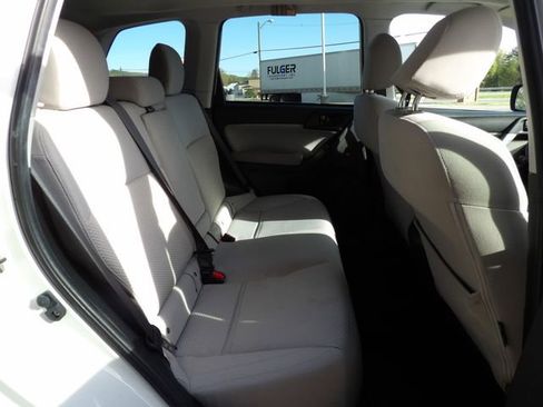 Used 2018 Subaru Forester 2.5i Premium w/ All-Weather Package AWD/4WD image 9