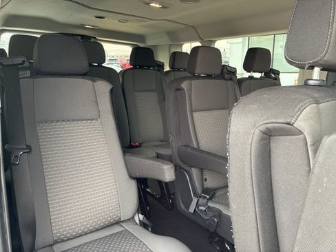 Used 2023 Ford Transit 350 XLT image 17