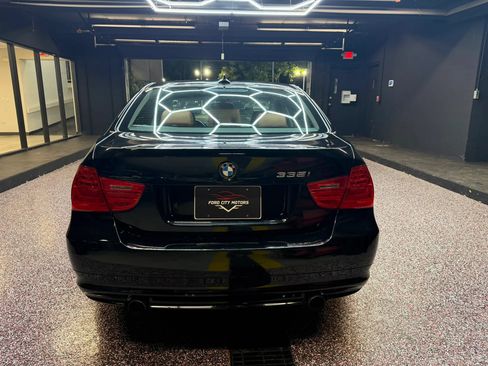 Used 2011 BMW 335i xDrive Sedan AWD/4WD image 6