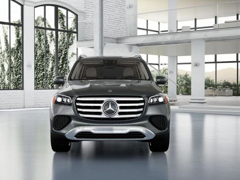 New 2026 Mercedes-Benz GLS 450 4MATIC image 7