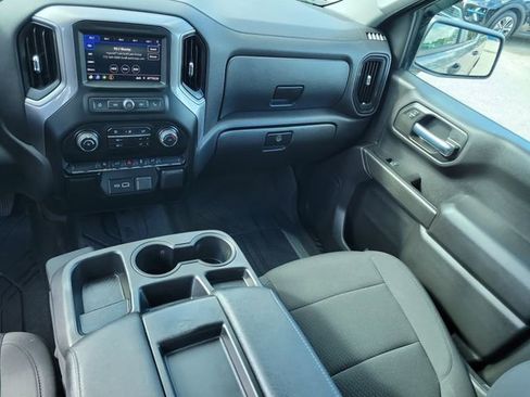 Used 2021 Chevrolet Silverado 1500 Custom image 17