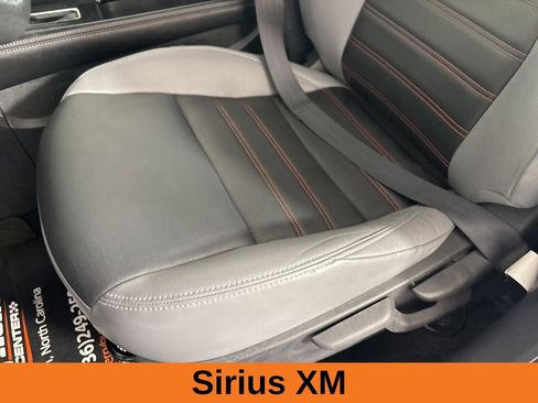 Used 2023 Nissan Kicks SR w/ SR Premium Package image 10