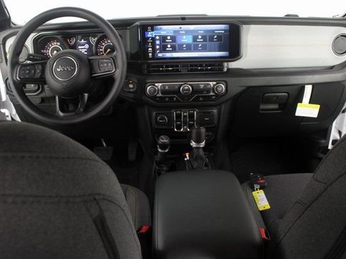 New 2026 Jeep Gladiator Sport image 9