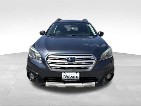 Used 2017 Subaru Outback 2.5i Limited AWD/4WD image 2