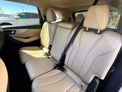 Used 2024 Acura MDX SH-AWD image 36