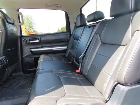 Used 2016 Toyota Tundra Limited w/ Limited Premium Package AWD/4WD image 31